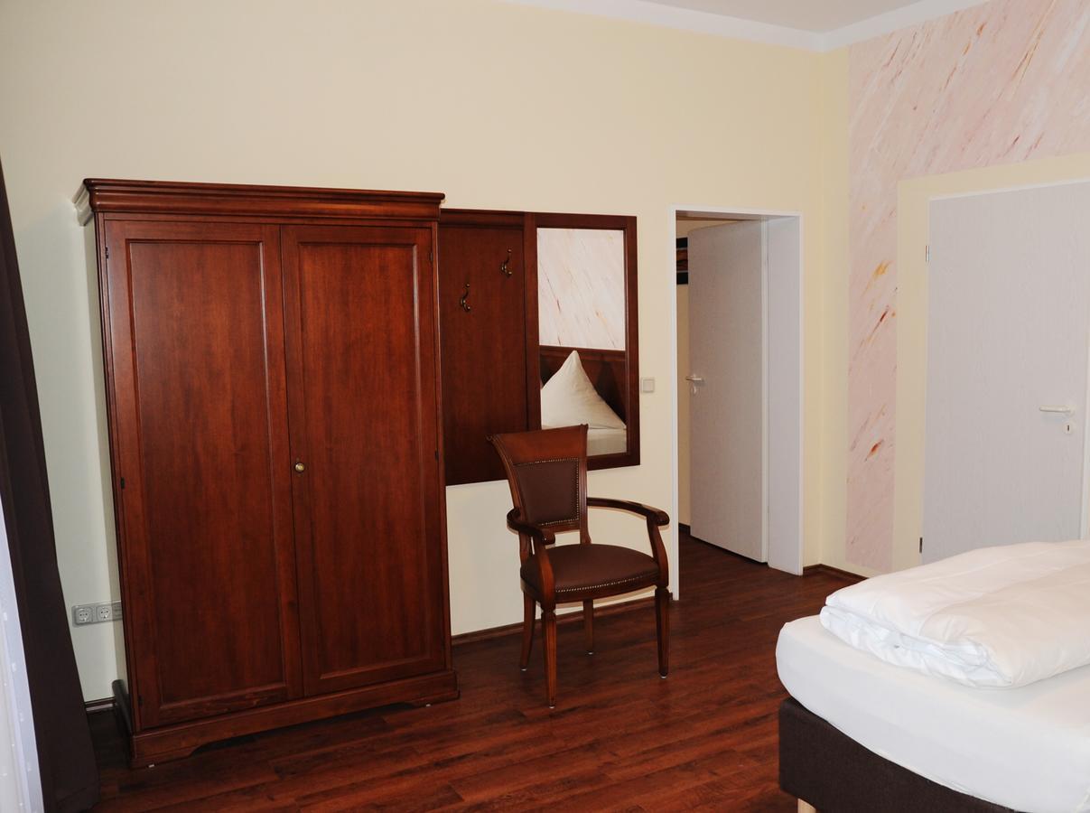 Aparthotel Scheuer Huerth Ngoại thất bức ảnh